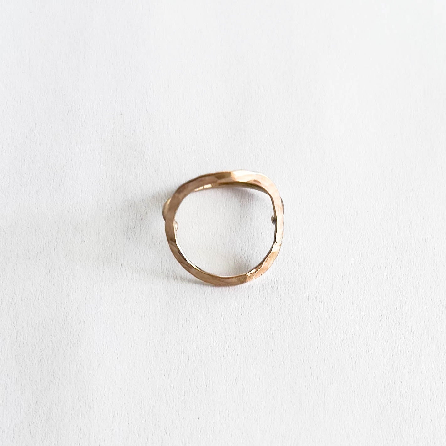 Gold-Filled Geometric Circle Ring